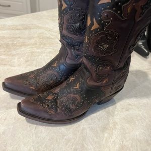 Lucchese Women's Fiona Stud Scarlette Boots - M5015 Size 9 B